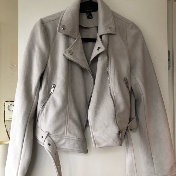 New Jacket - Picture 1 of 9